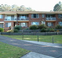 Lavender Point Holiday Units - New South Wales Tourism 