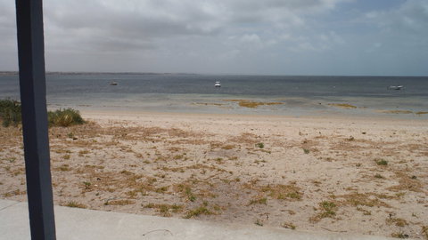 Happy Shack - New South Wales Tourism  0