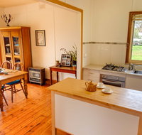 Pelican Cottage - New South Wales Tourism 