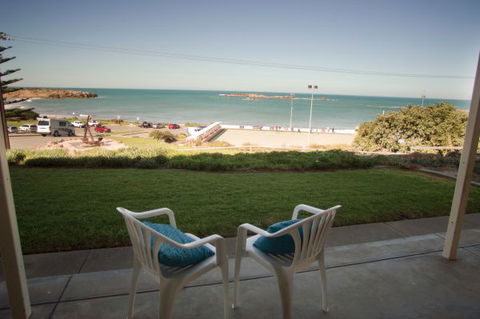 The Dolphins 1 - New South Wales Tourism  1