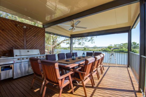 River Shack Rentals - Living The Dream - New South Wales Tourism  48