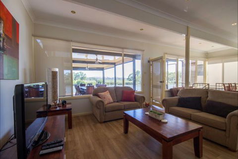 River Shack Rentals - Living The Dream - New South Wales Tourism  51