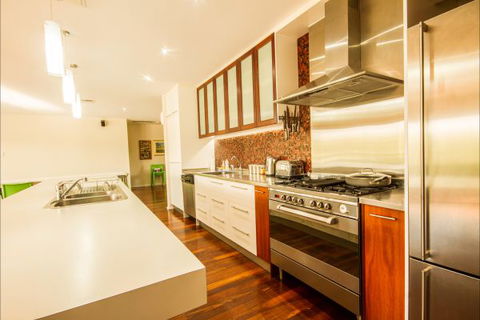 River Shack Rentals - Living The Dream - New South Wales Tourism  130