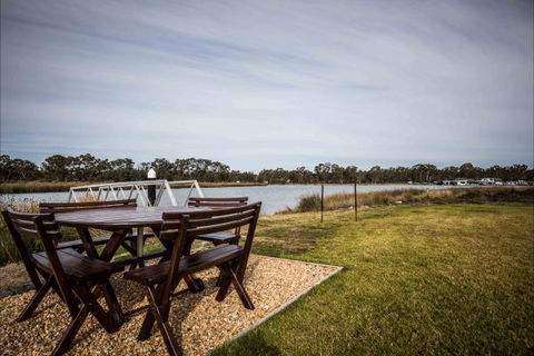 River Shack Rentals - Living The Dream - New South Wales Tourism  116