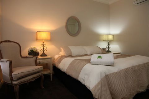 Apartments On-The-Park: Prince - New South Wales Tourism  1