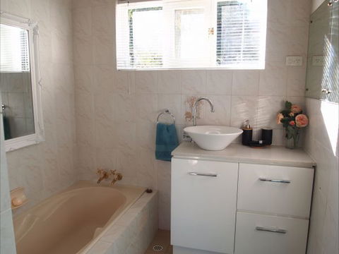 Spalding Lodge Unit 16 - New South Wales Tourism  30