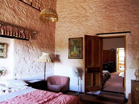 Carmines Antiques And Accommodation - New South Wales Tourism  2