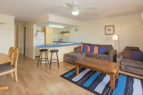 Spalding Lodge Unit 16 - New South Wales Tourism  200