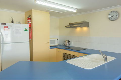 Spalding Lodge Unit 16 - New South Wales Tourism  201
