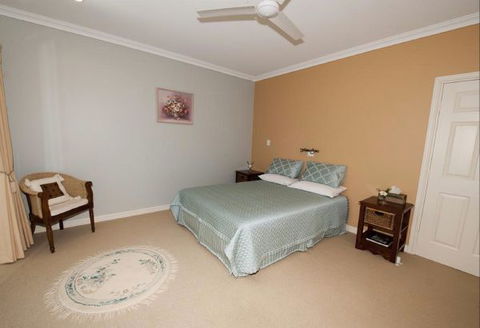 Crabapple Lane Bed And Breakfast - New South Wales Tourism  0