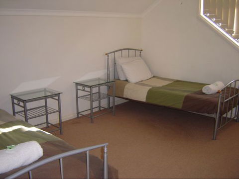 Spalding Lodge Unit 16 - New South Wales Tourism  187