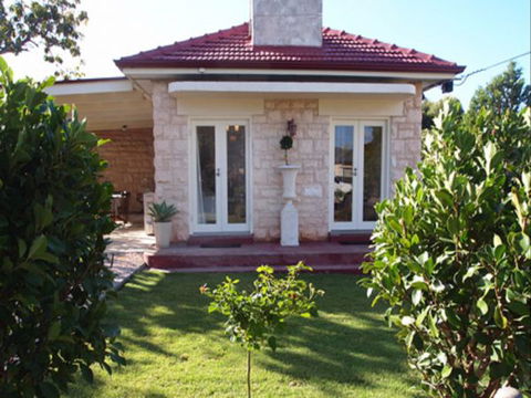 Spalding Lodge Unit 16 - New South Wales Tourism  257