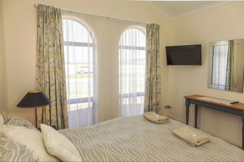 Spalding Lodge Unit 16 - New South Wales Tourism  137