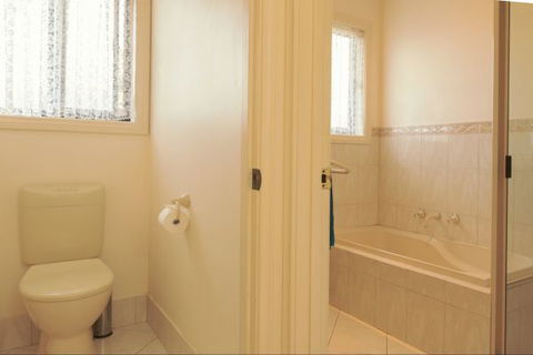 Spalding Lodge Unit 16 - New South Wales Tourism  141