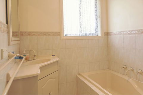 Spalding Lodge Unit 16 - New South Wales Tourism  142