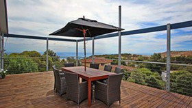 Coral Sands Seaview Beach House - New South Wales Tourism  0