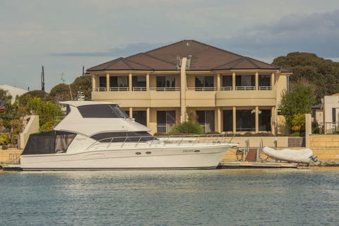Spalding Lodge Unit 16 - New South Wales Tourism  152