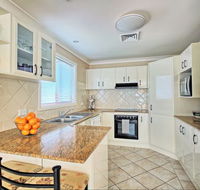 Aqua Leaf Apartment - New South Wales Tourism 