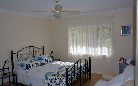 Sandy Lake Farm Stay Accommodation Gingin WA - New South Wales Tourism  3
