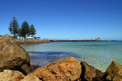 The Mac's Beachfront Villas - New South Wales Tourism  6