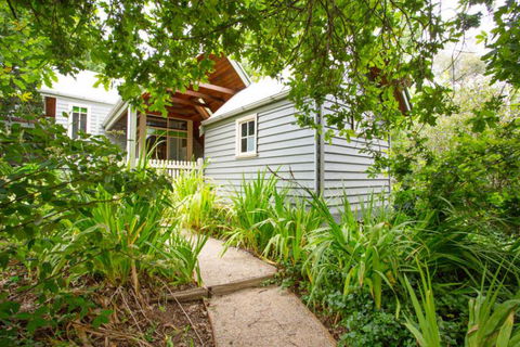 Oak Tree Lodge - New South Wales Tourism  3