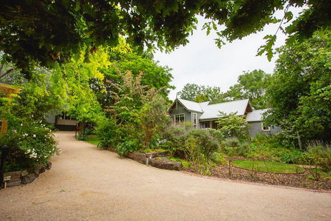 Oak Tree Lodge - New South Wales Tourism  5