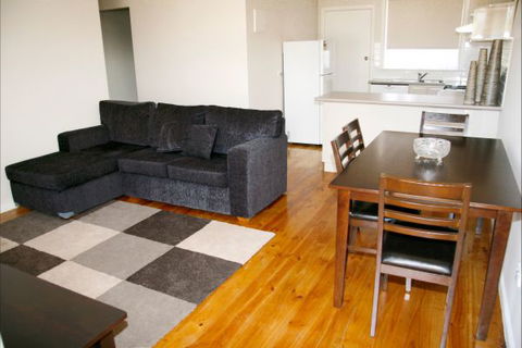 Shamore Apartments - Walnut - New South Wales Tourism  1