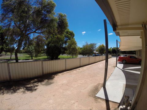 Shamore Apartments - Walnut - New South Wales Tourism  4