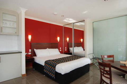 Tanunda Hotel And Apartments - New South Wales Tourism  1