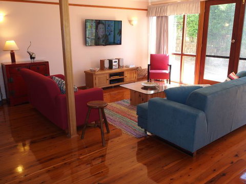 Seaglass - New South Wales Tourism  1