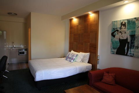 Golden Age Motor Inn - New South Wales Tourism  5