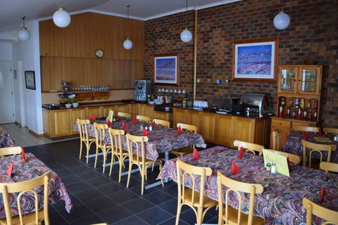 Golden Age Motor Inn - New South Wales Tourism  6