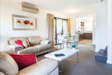 Apartment 46 - New South Wales Tourism  0