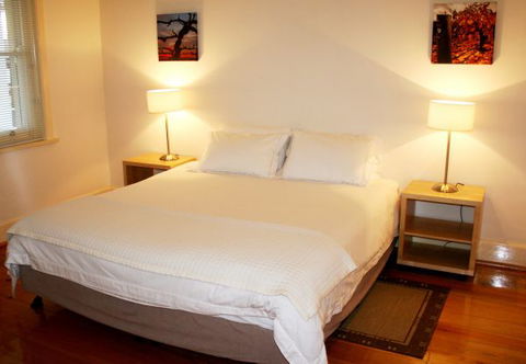 Elderton Guest House - New South Wales Tourism  0