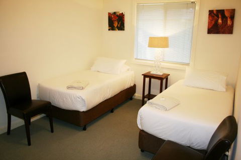Elderton Guest House - New South Wales Tourism  3
