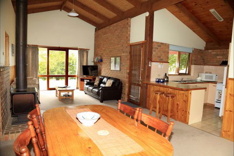Jamieson Valley Retreat - New South Wales Tourism  4