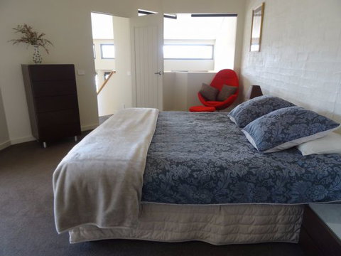 Moorhen Cove - New South Wales Tourism  3