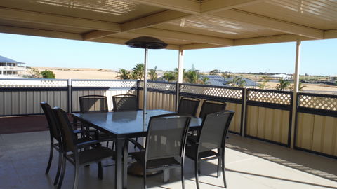 Deck To Sea - New South Wales Tourism  0