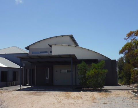 Number 99B - New South Wales Tourism  2