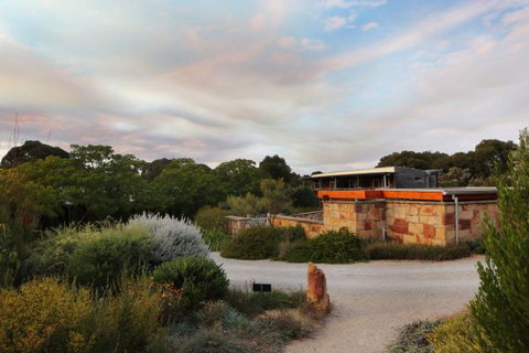 Royal Mail Hotel - New South Wales Tourism  1
