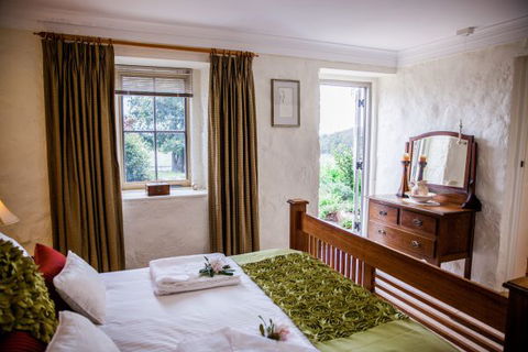 Sunnyside Cottage - New South Wales Tourism  0