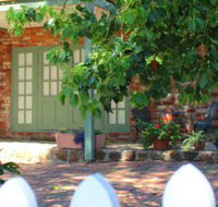 Kalamunda Carriages and Three Gums Cottage - New South Wales Tourism 