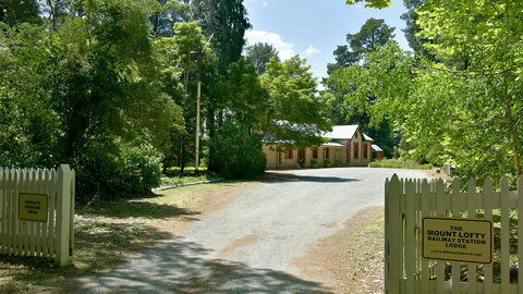 Mount Lofty Railway Station - New South Wales Tourism  7