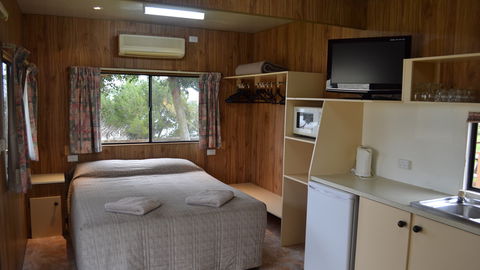 Moonta Bay Caravan Park - New South Wales Tourism  4