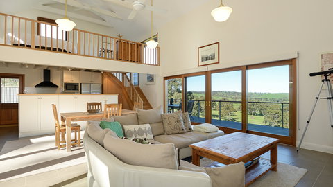 A Seascape Retreat - New South Wales Tourism  0