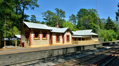 Mount Lofty Railway Station - New South Wales Tourism  6