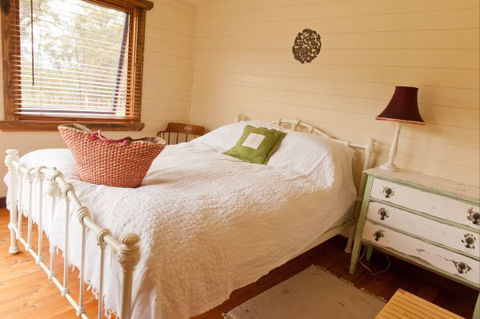 Peach Tree Cabin - New South Wales Tourism  3