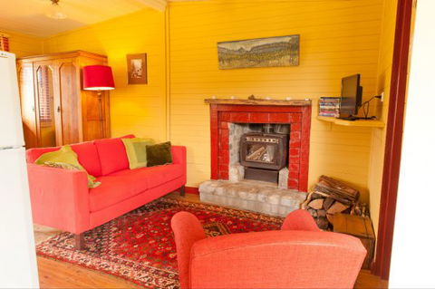 Peach Tree Cabin - New South Wales Tourism  5