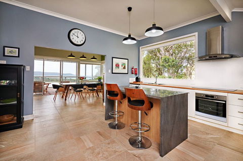 Albany Harbourside Apartments And Houses - New South Wales Tourism  7