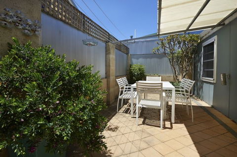 Albany Harbourside Apartments And Houses - New South Wales Tourism  21